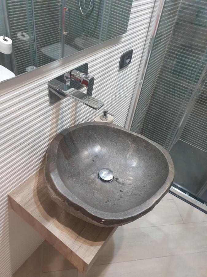 Dimora Costantino Bed & Breakfast Наполи Екстериор снимка