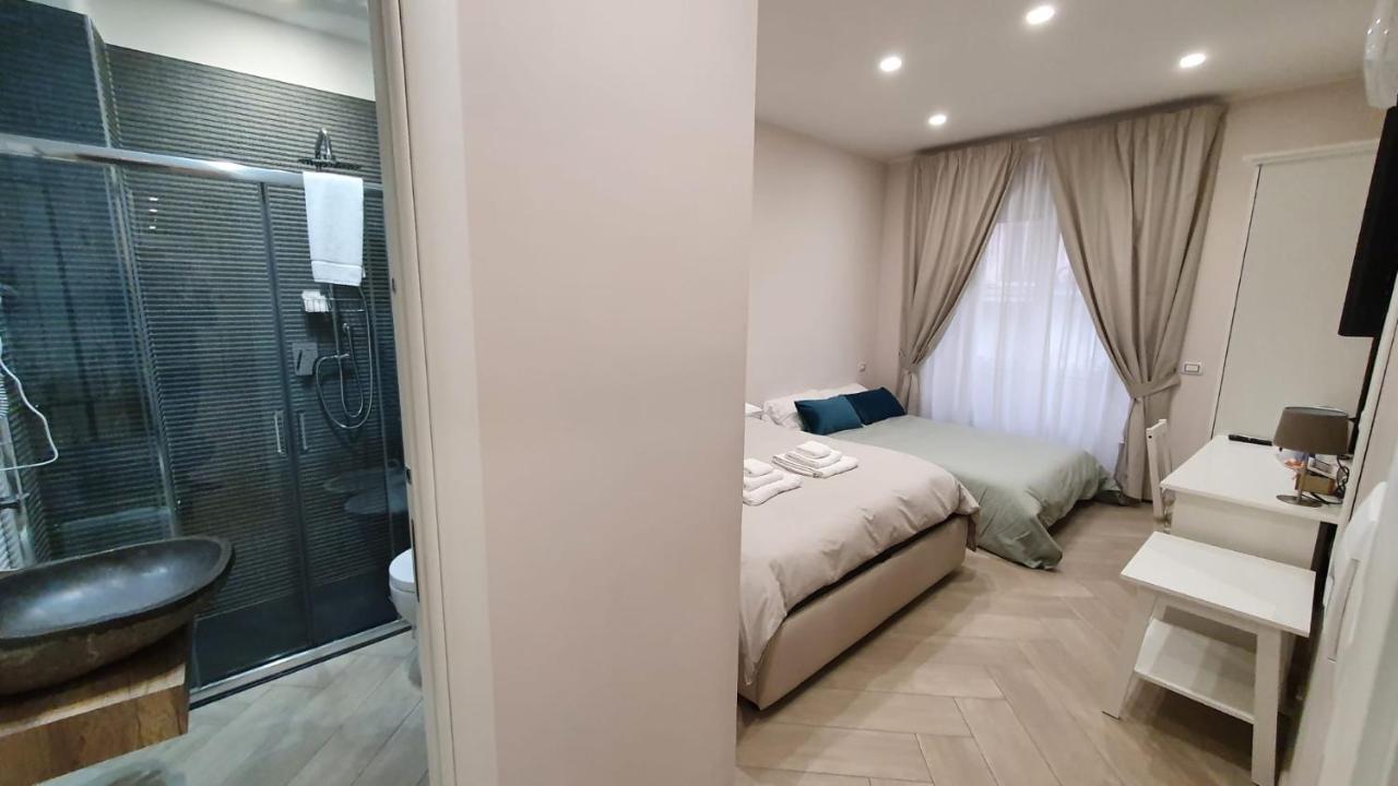 Dimora Costantino Bed & Breakfast Наполи Екстериор снимка